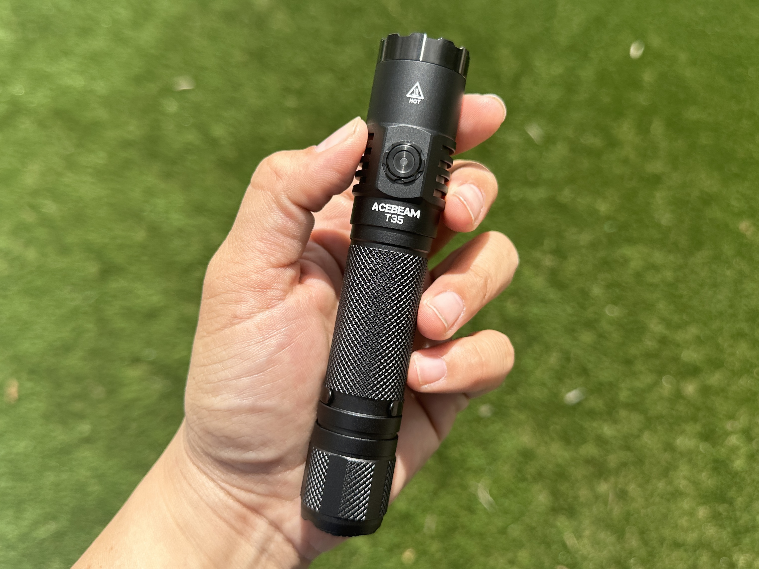 T35 CRTF 18650 Dual Switch Flashlight By Acebeam – CountyComm T35 CRTF 18650 Dual Switch Flashlight By Acebeam – CountyComm