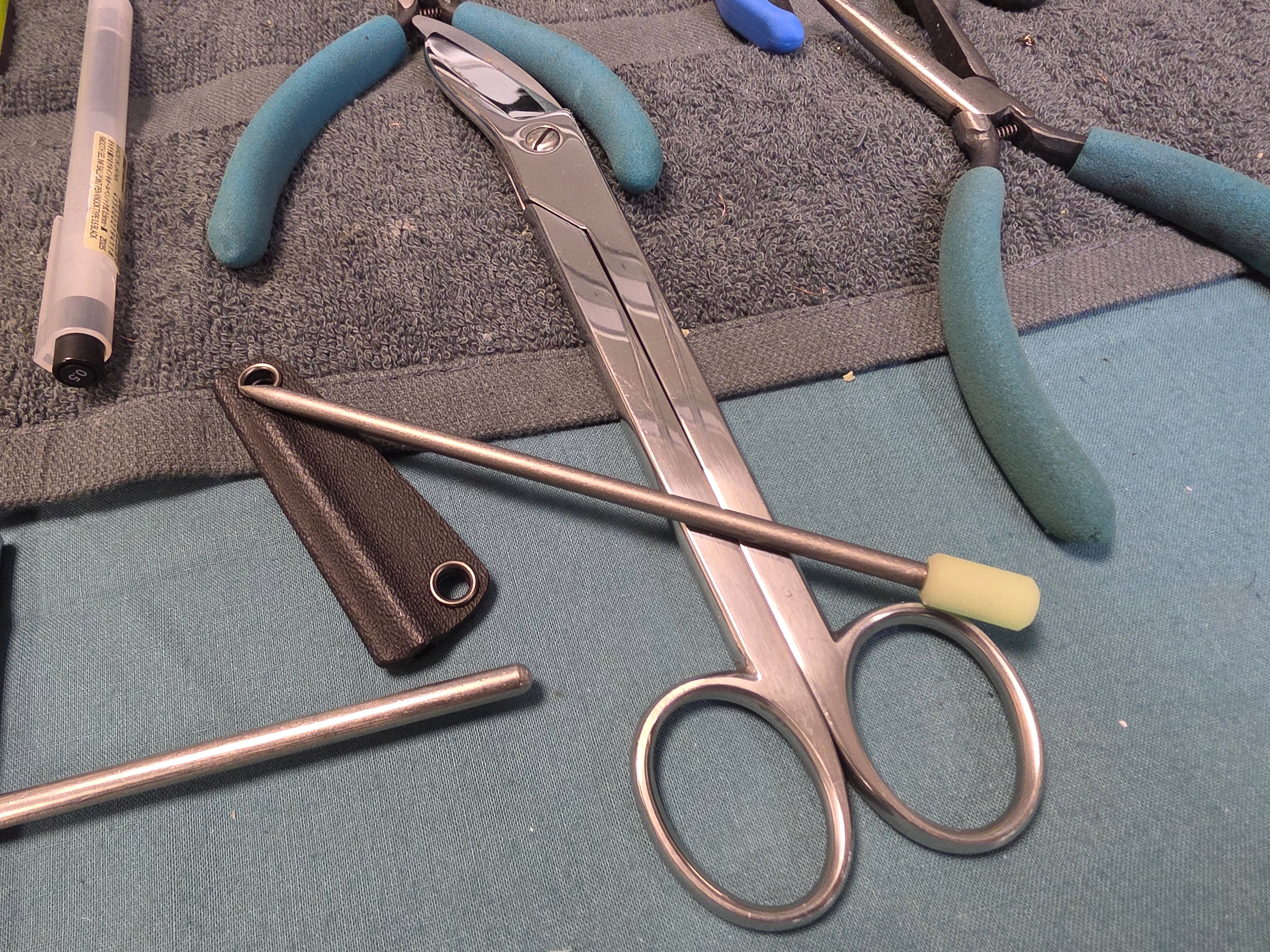 Ultimate EOD Probe - Titanium / UGM Glow / Kydex Sheath by EOD Robotics! ( Coming Soon )