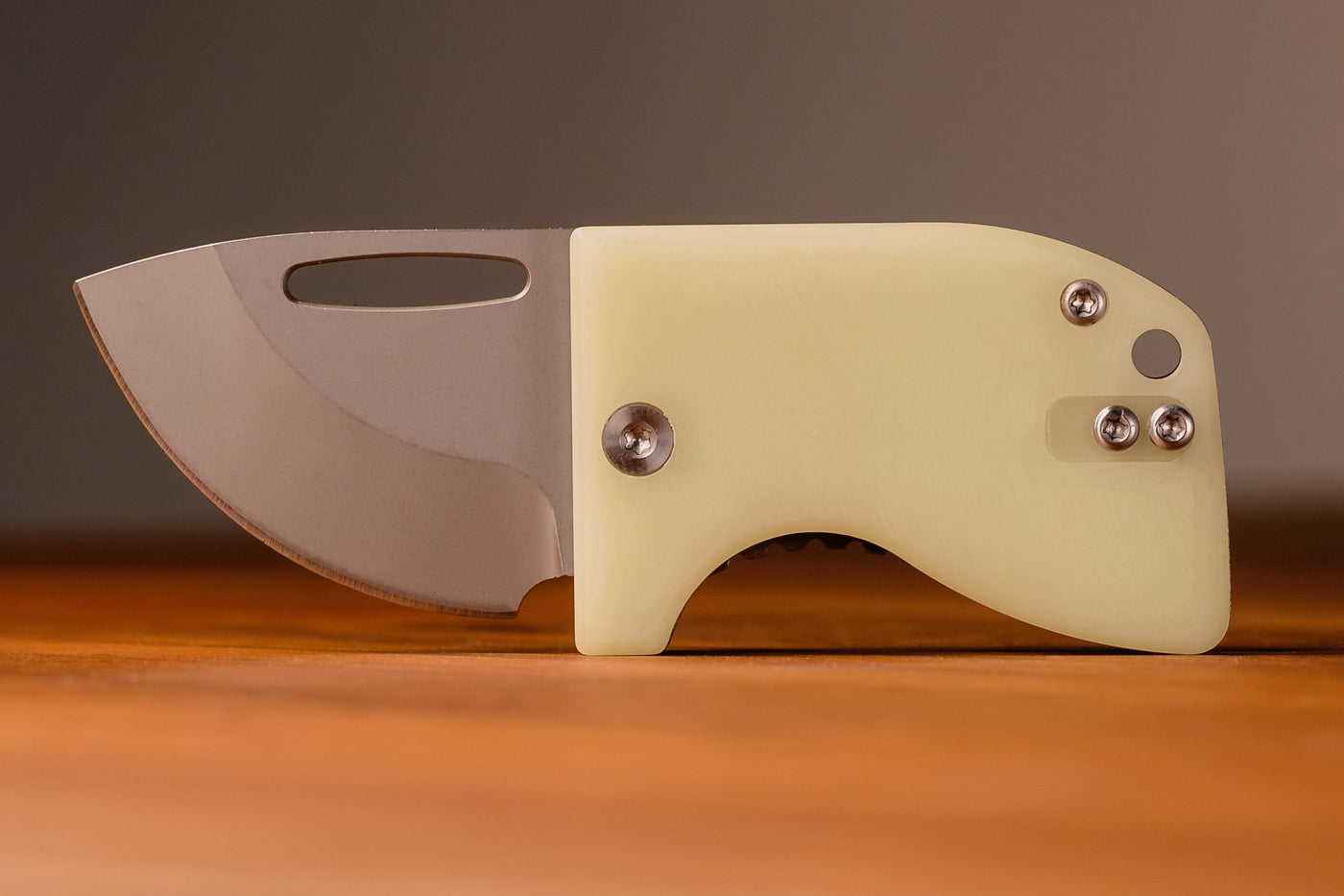 D2 Stub 2.0 Knife - Titanium Frame Lock & (( UGM GLOW )) by Maratac®