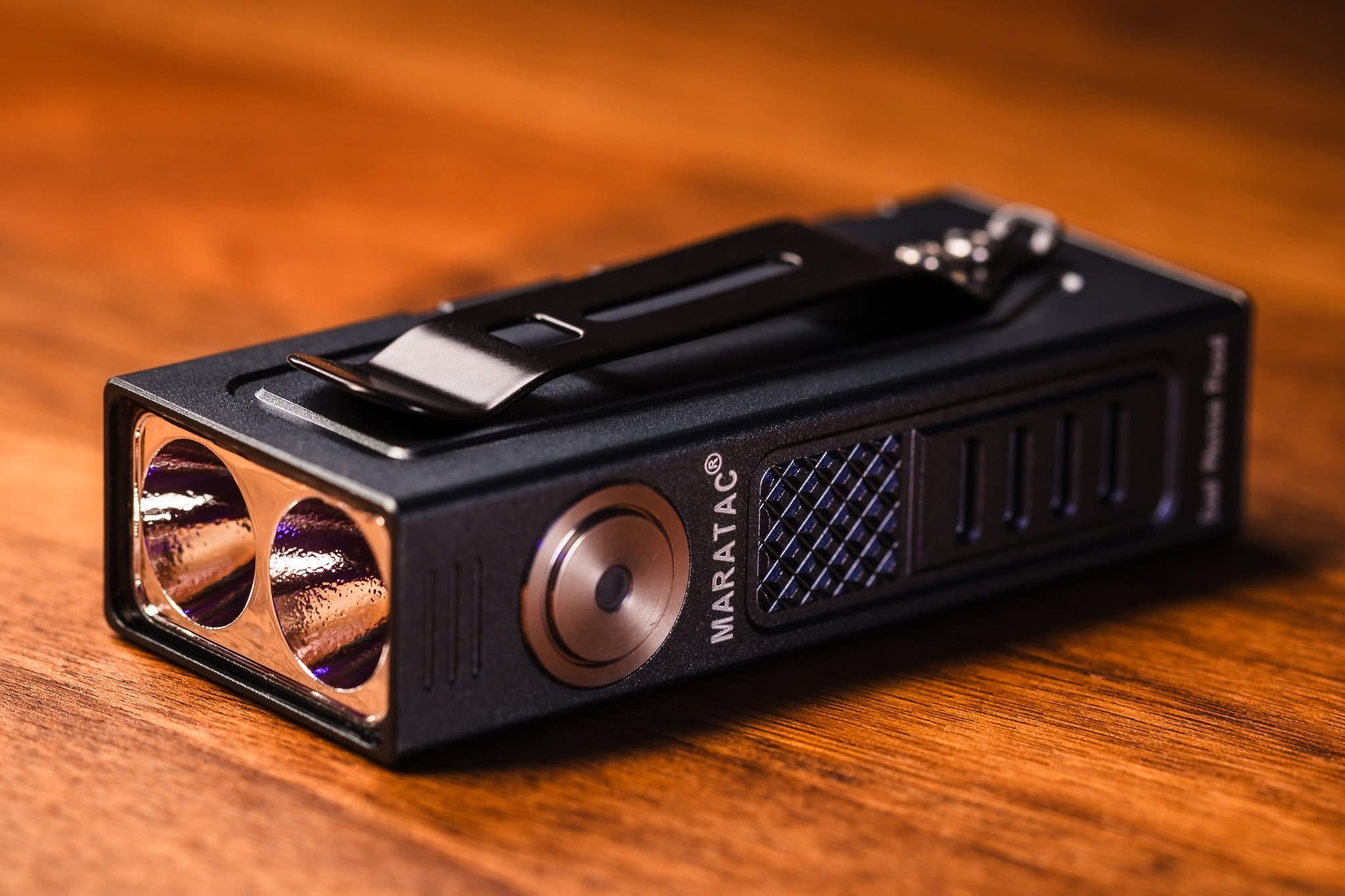 Compact Dual Photon Flood - 14500x2 Flashlight by Maratac CountyComm Compact Dual Photon Flood - 14500x2 Flashlight by Maratac CountyComm
