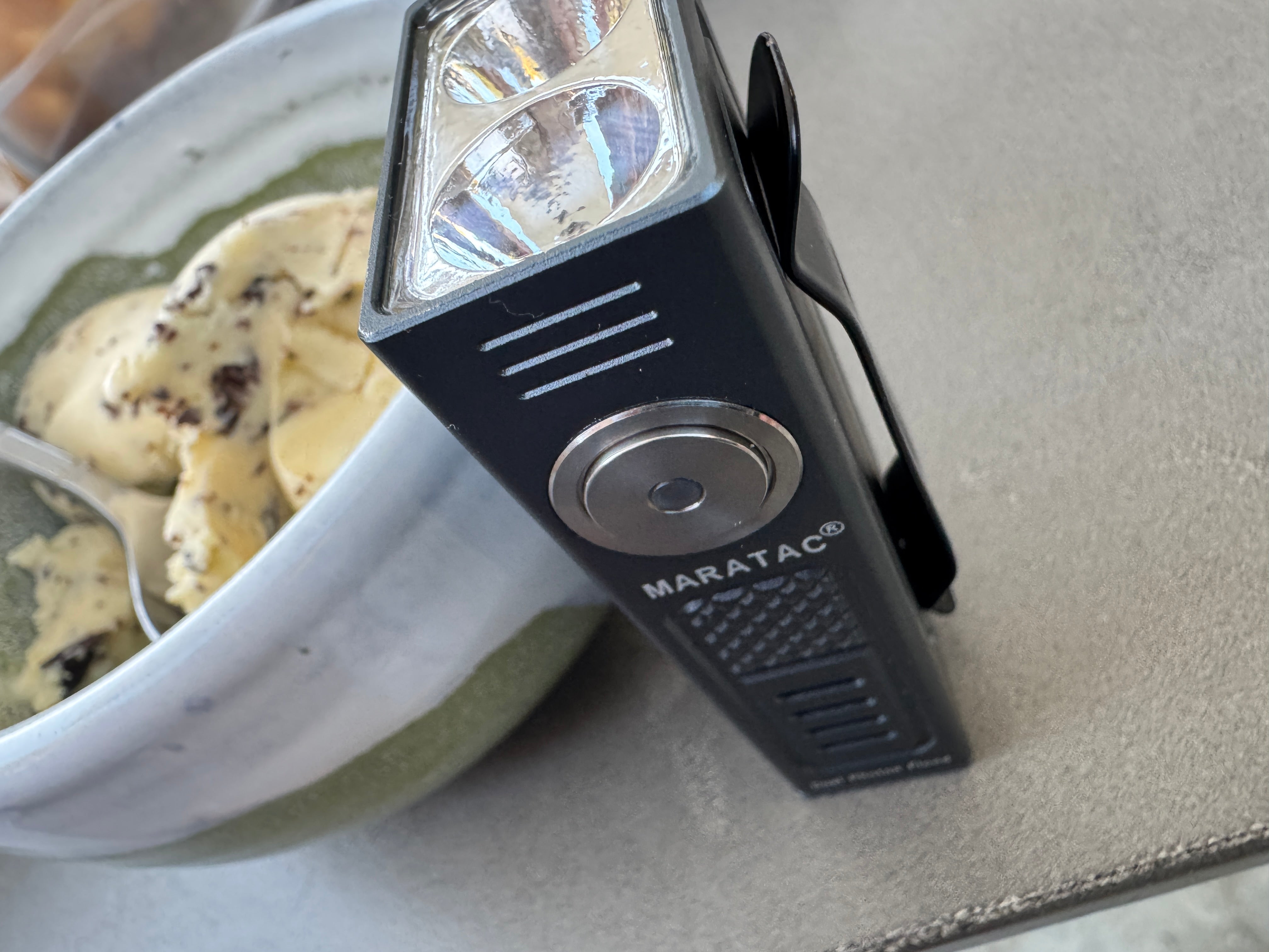 Compact Dual Photon Flood - 14500x2 Flashlight by Maratac®