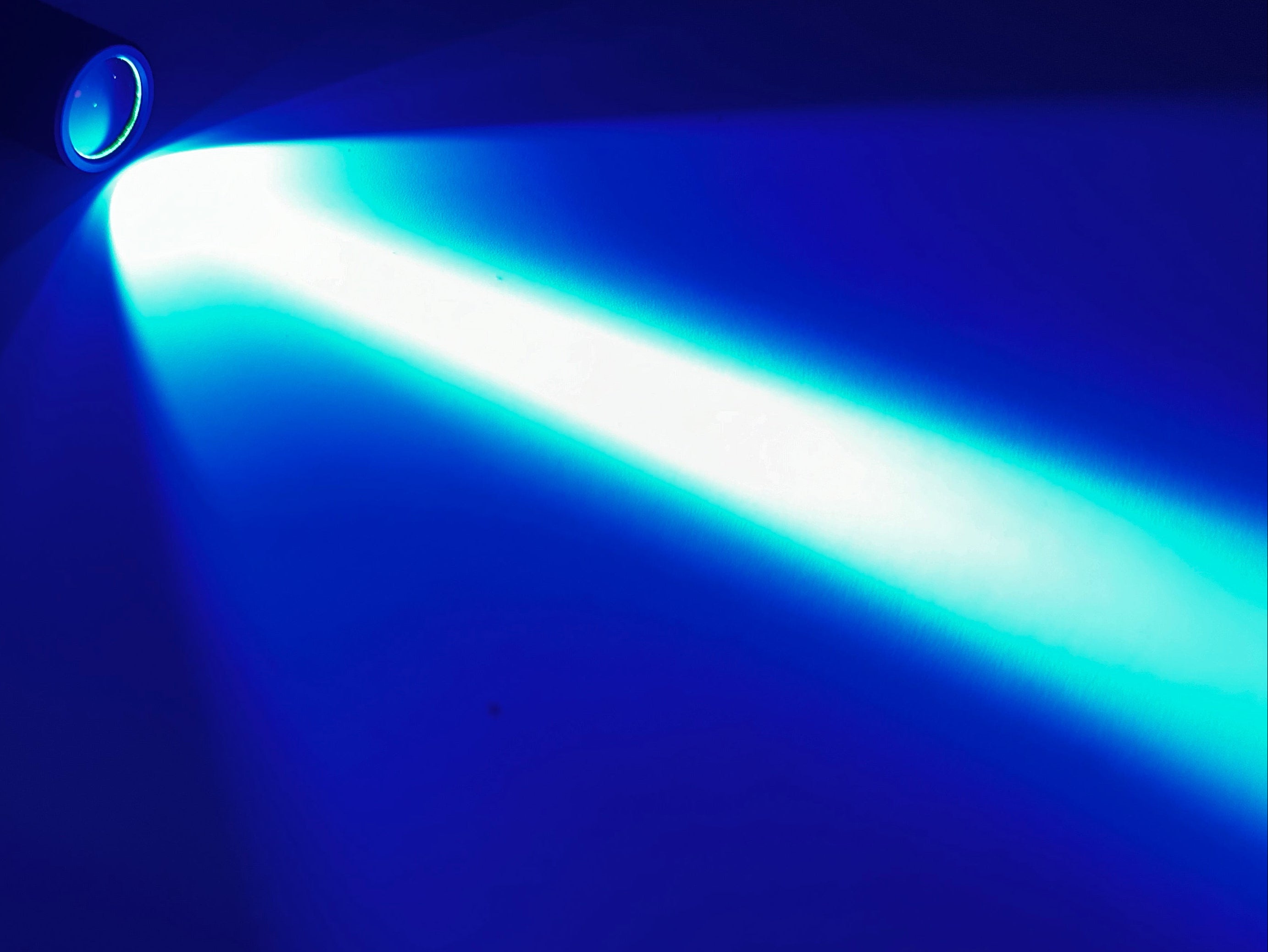 Micro Inspection AA-MI-UV365NM - 3W UV 365nm AA Flashlight by Maratac® - Coming Soon!