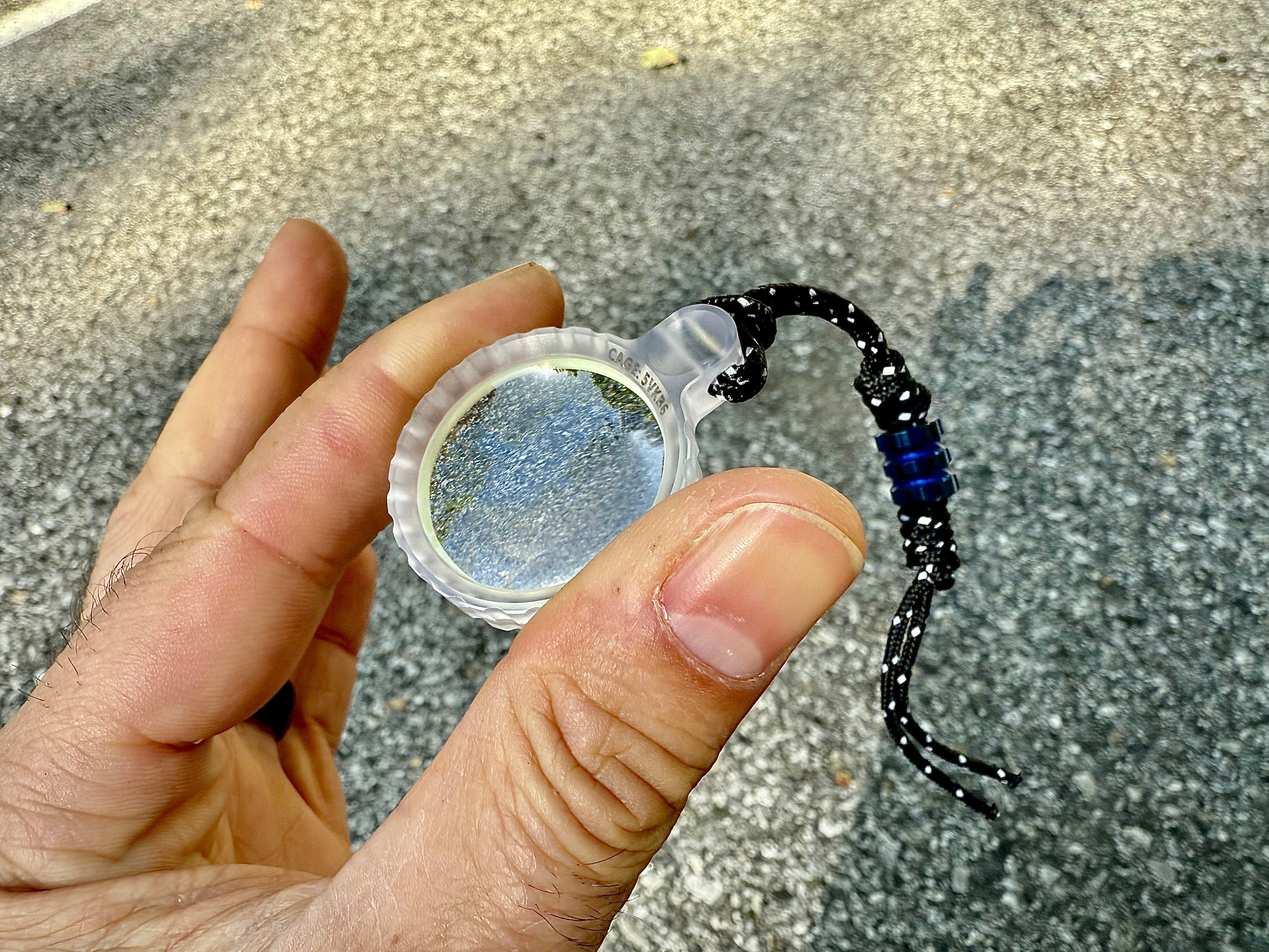 Polycarbonate Titan Zoom - Sapphire Pocket Magnifier by Maratac Polycarbonate Titan Zoom - Sapphire Pocket Magnifier by Maratac