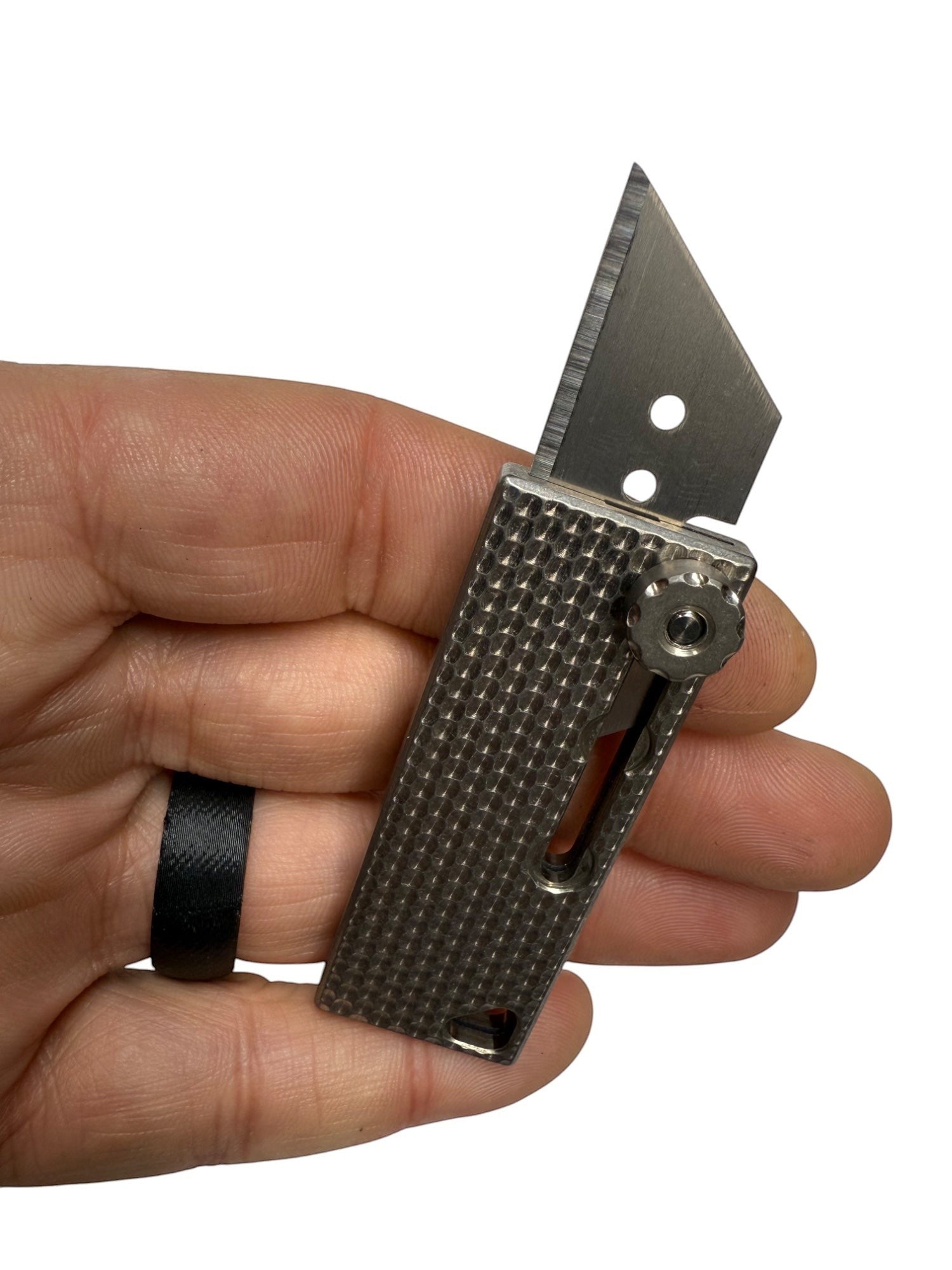 MaxMadCo Design - Titanium - Utility Blade Knife - Gen 2