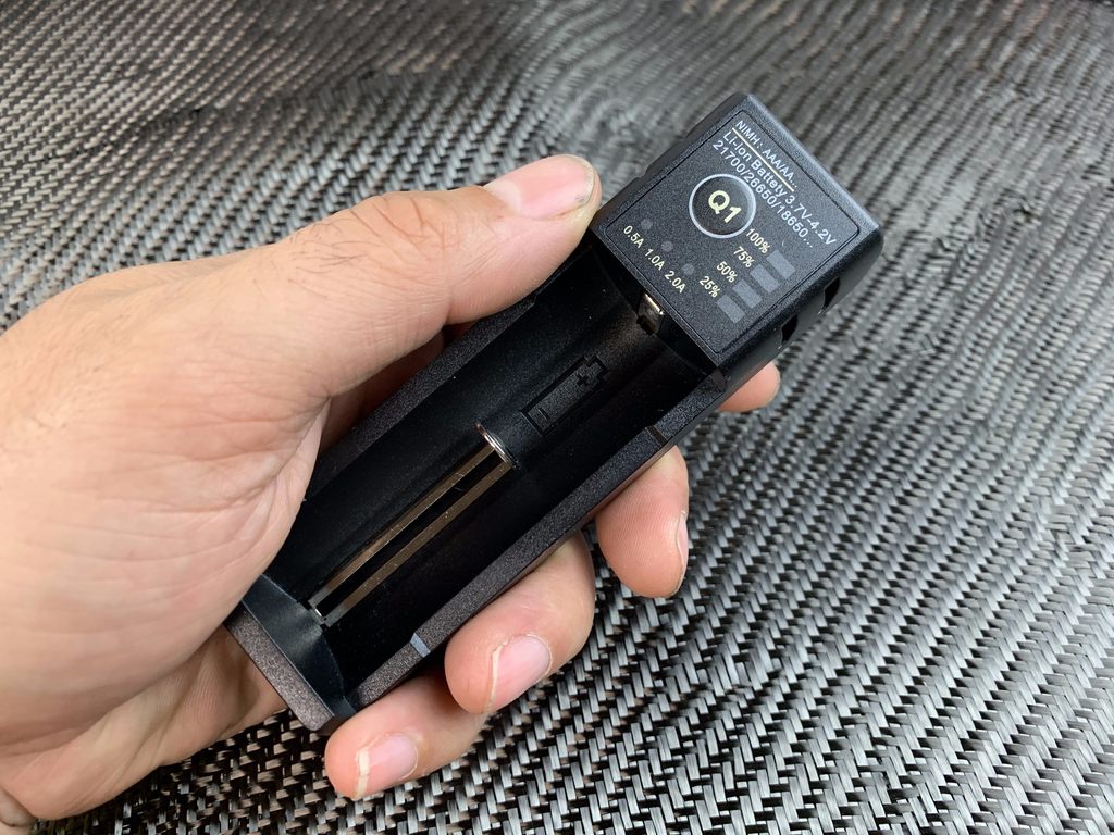 Copper Pineapple 14500 Reylight - Nichia - Limited Edition + Pro Charger