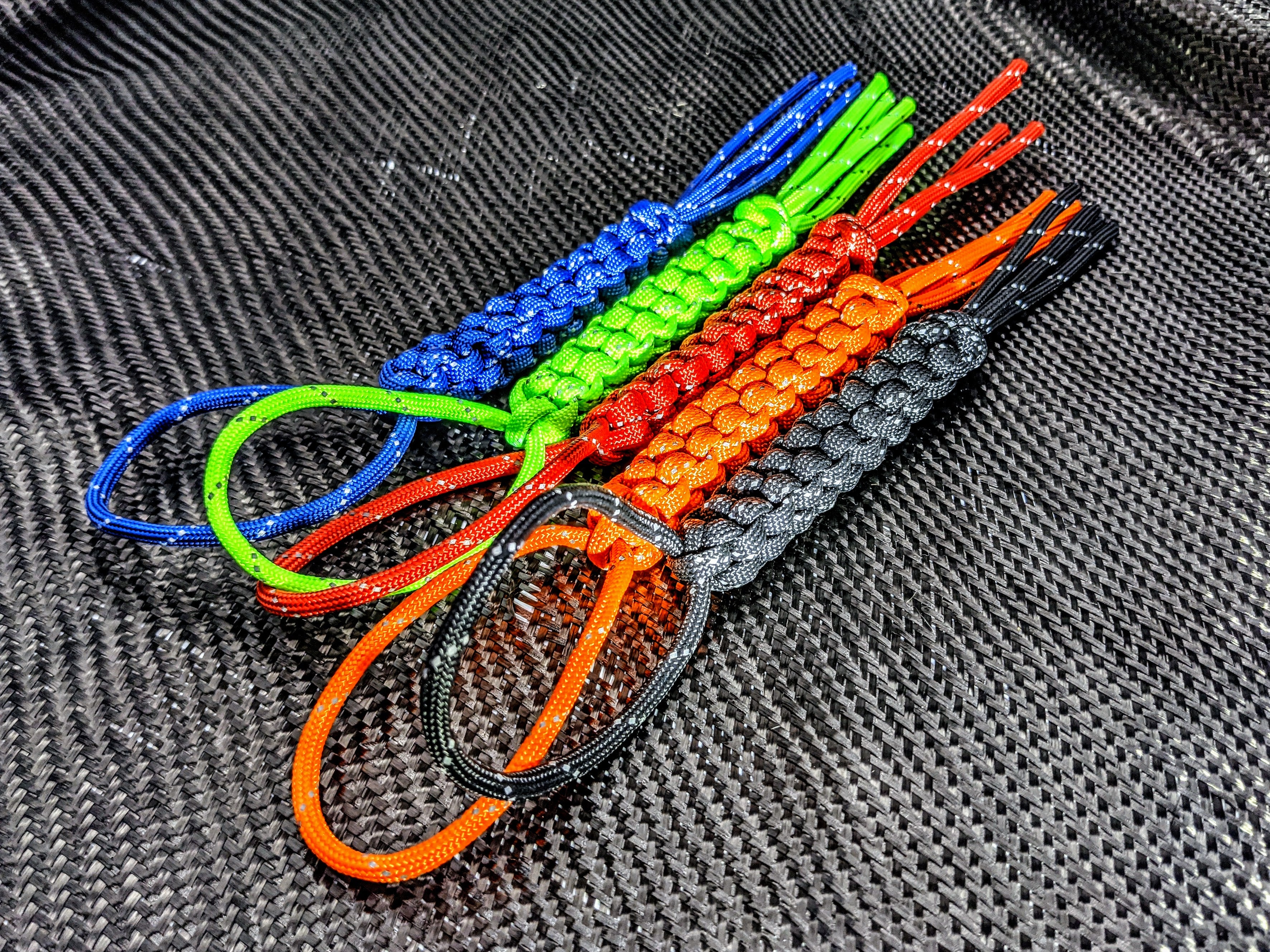 Reflective 550 Paracord Square Knot Lanyard ( 5 Pack ) – CountyComm