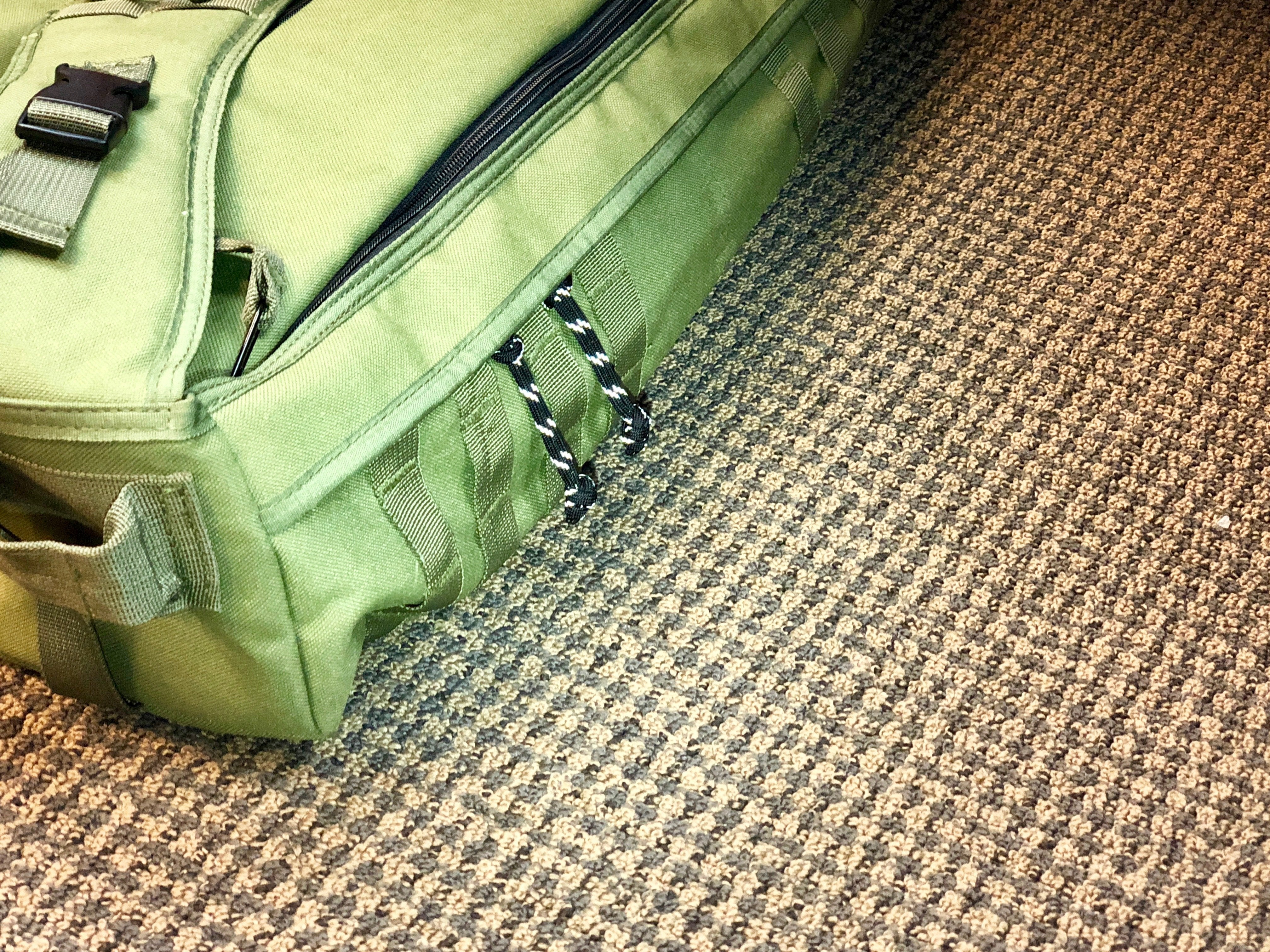 Triple Tracer Reflective 550 Para Cord - 50 Feet - CountyComm