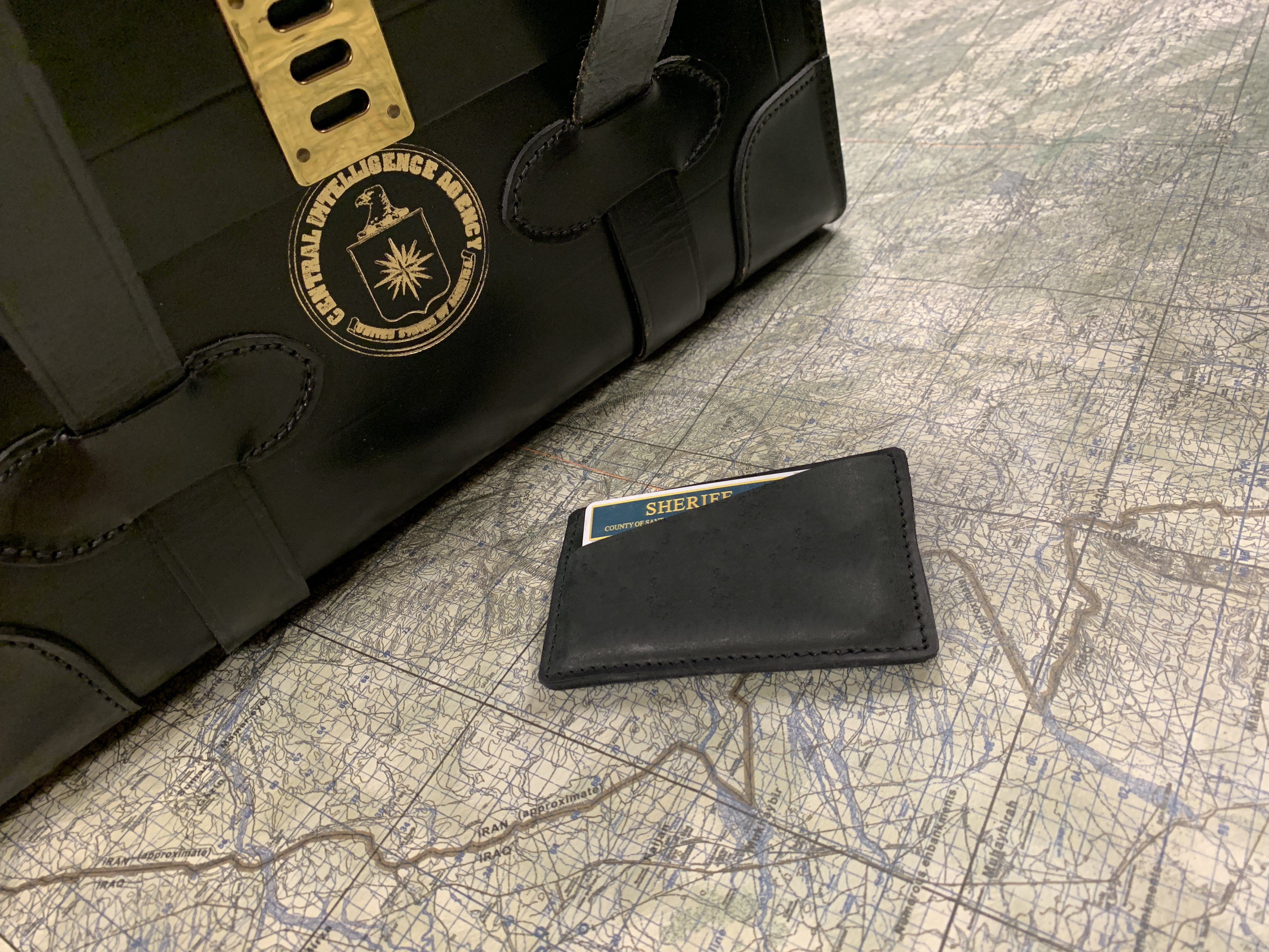 Leather Essentialism - Dual Pocket Wallet - CountyComm