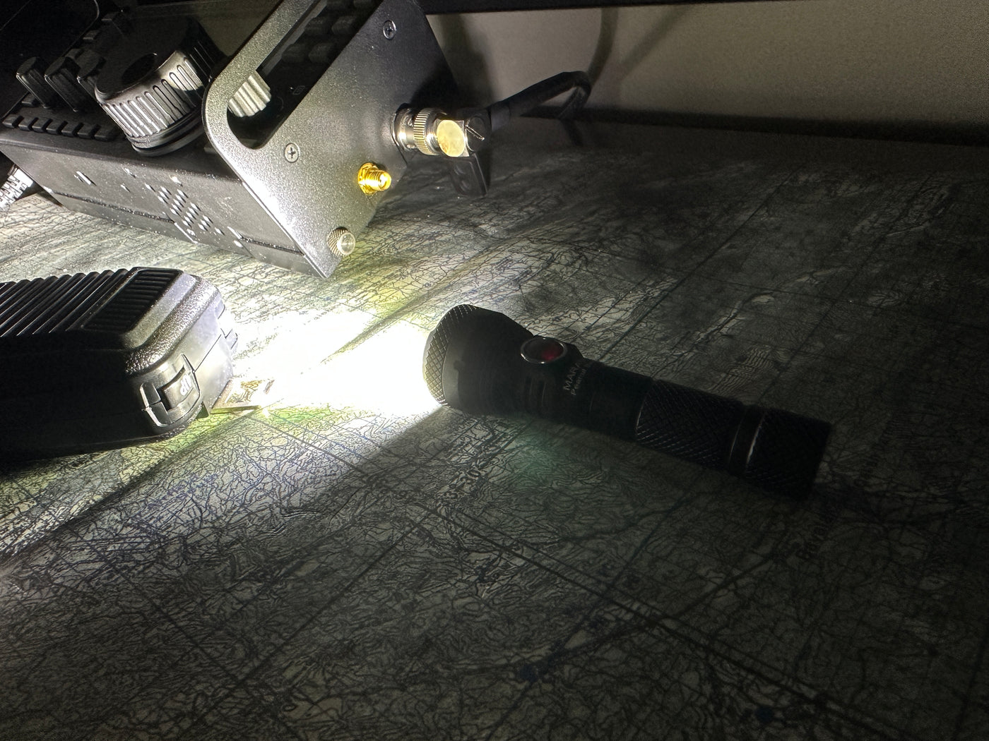 Peanut Beast XL 10440 Flashlight Kit by Maratac® – CountyComm