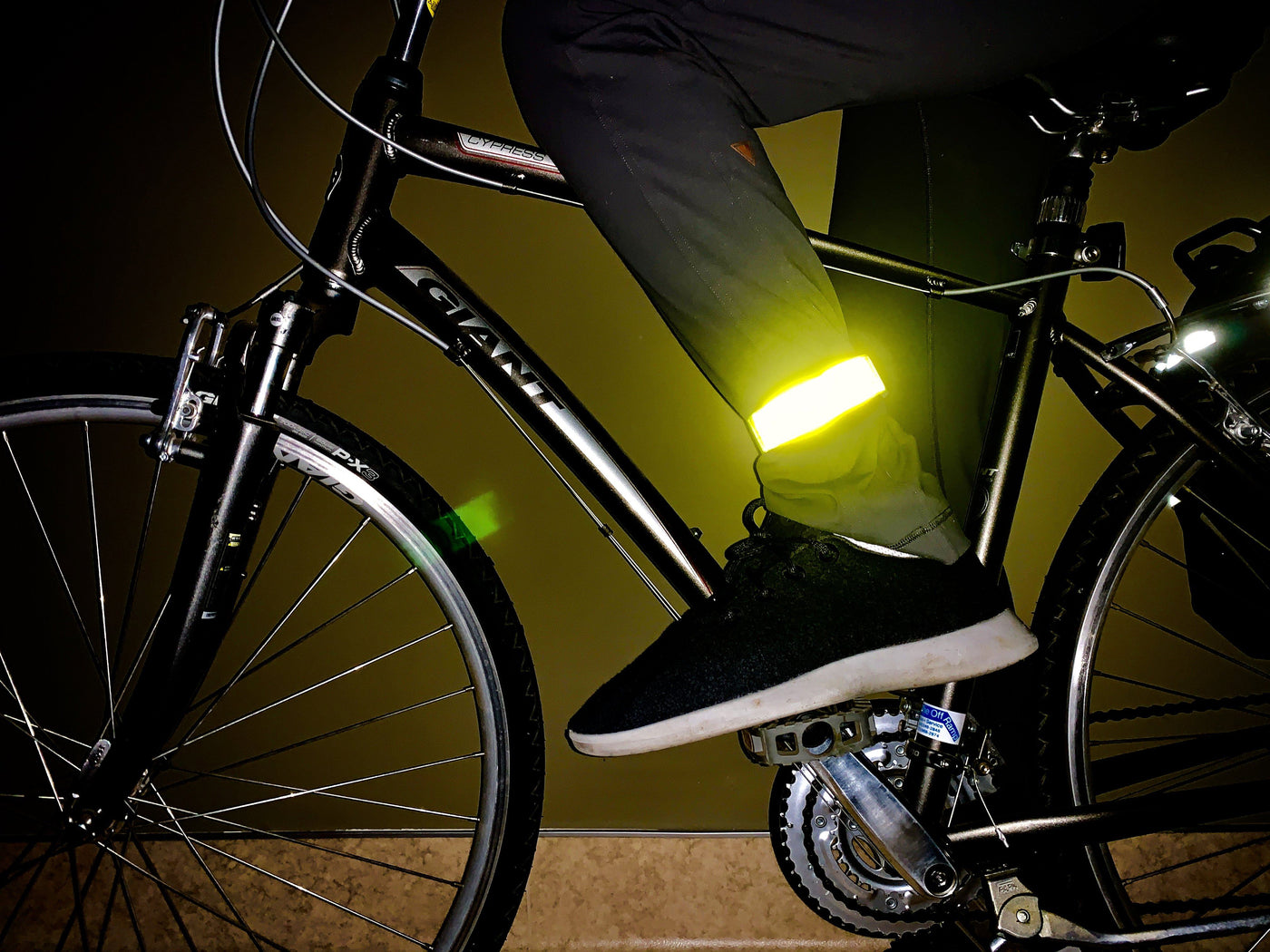 B REFLECTIVE 3M® LINES Kit de Bandes Réfléchissantes Multi Support : Vélo  Gyroroue et autres EDPM 3M Technology™ 1x15cm Vert