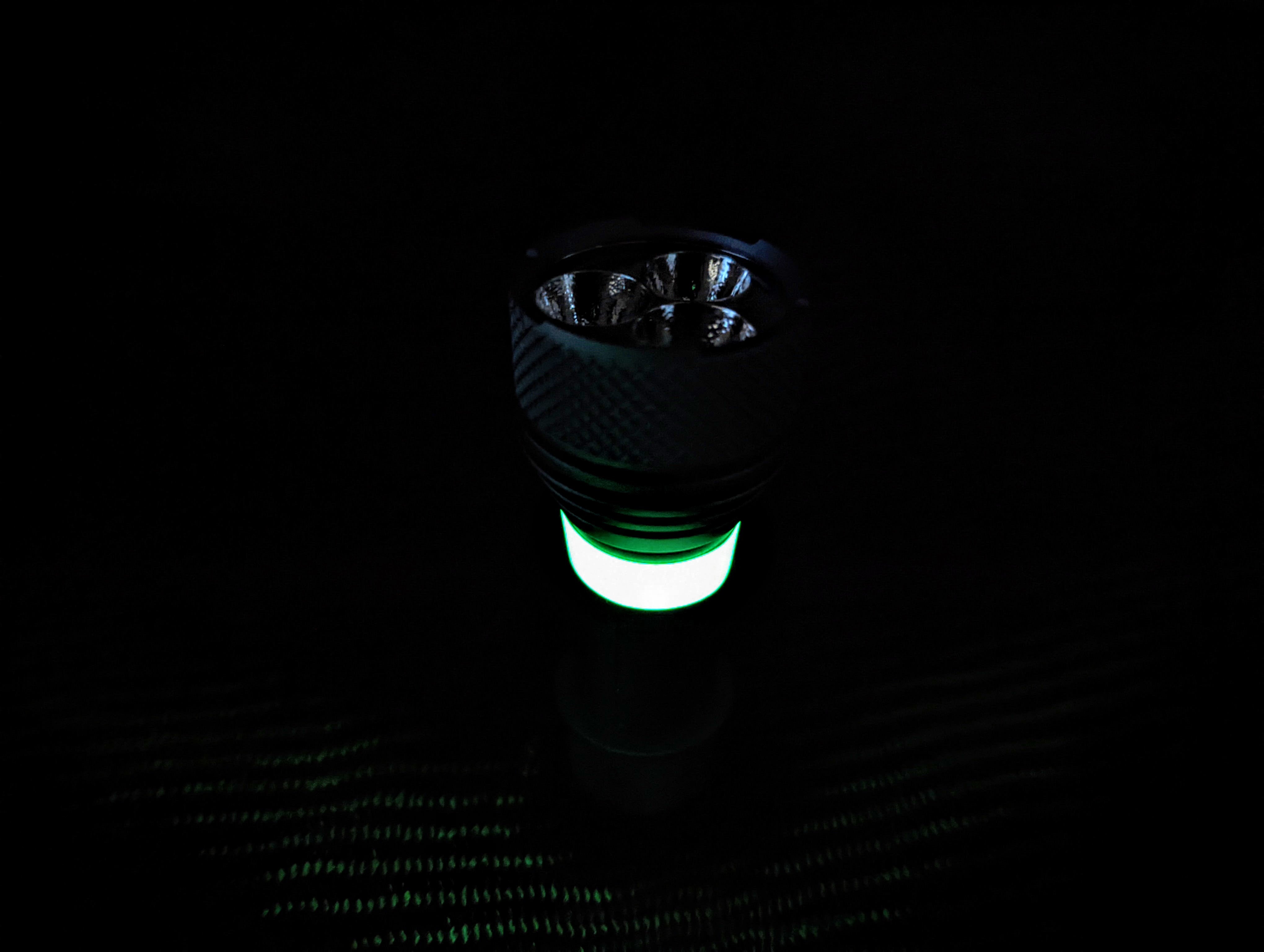 ROLLO VINILO ADHESIVO GLOW IN THE DARK 0,30X1,5 MTS TECKWRAP - Foto 11